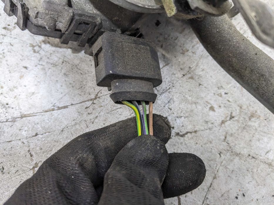 Volkswagen VW Passat B5 Silniczek Mechanizm Wycieraczek Przednich