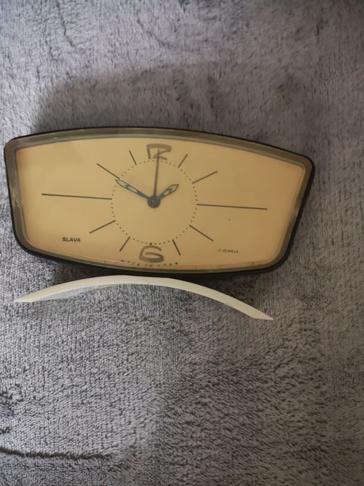 Budzik Slava.Z lat 60-tych PRL-u.