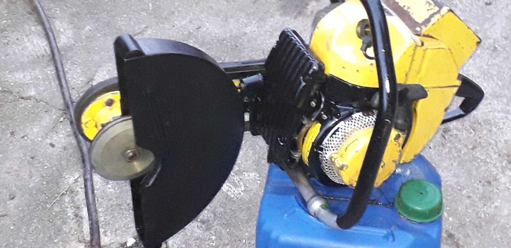 Cortadora \motorrebarbadora de disco a gasolina PARTNER