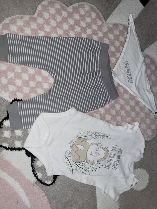 Komplet 3 części body spodnie chustka małpka r. 74
