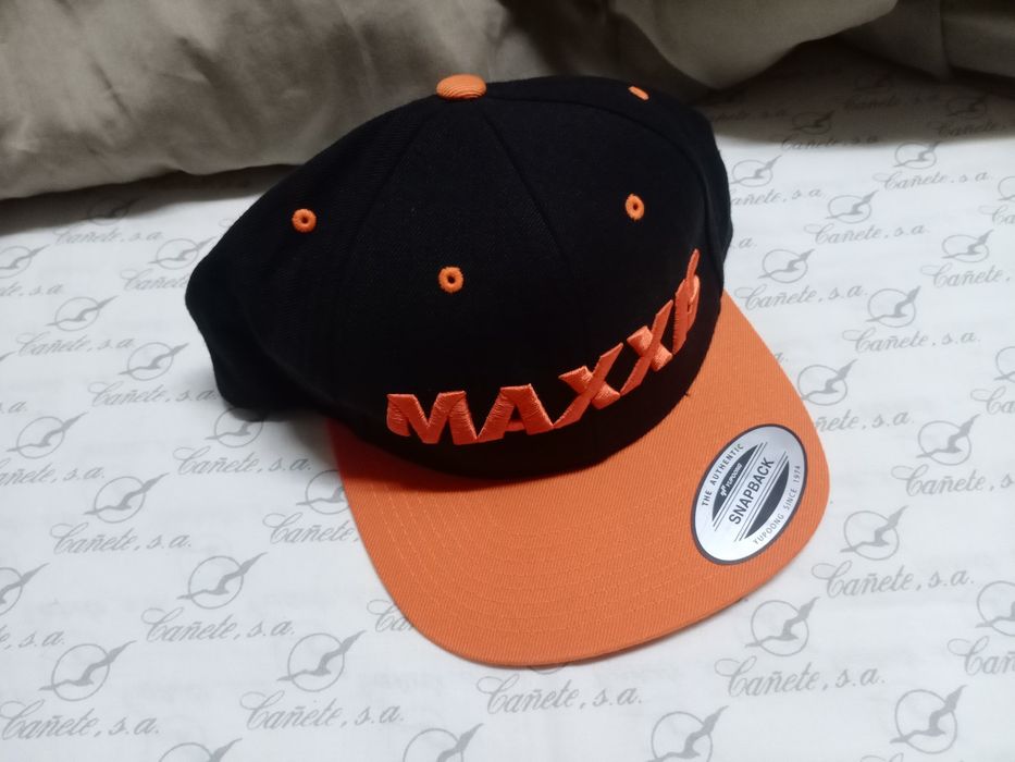 Кепка бейсболка Yupoong The Сlassics оригинал