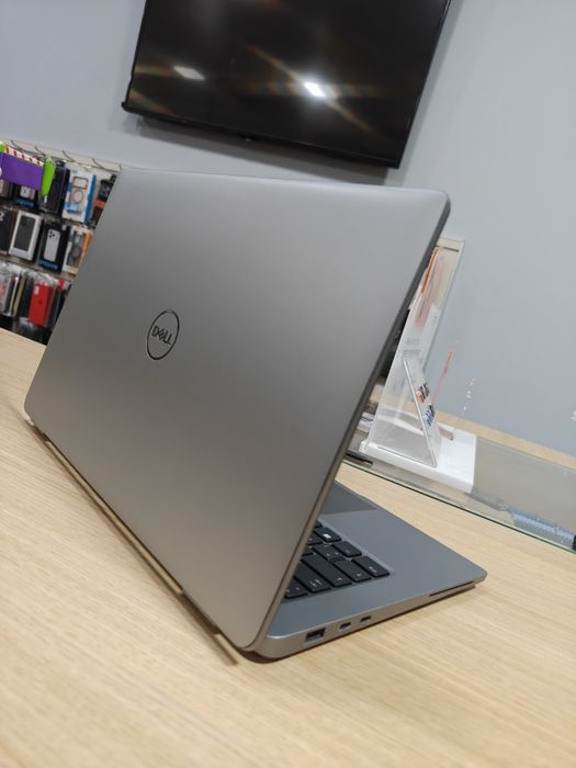 Dell Latitude 5340 - i5-1345U/16GB/256GB/Iris Xe/Full HD IPS/