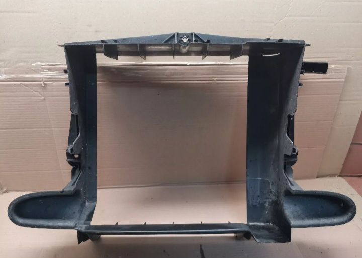 Suporte apoio radiador SMART Fortwo 450 1g e 2g