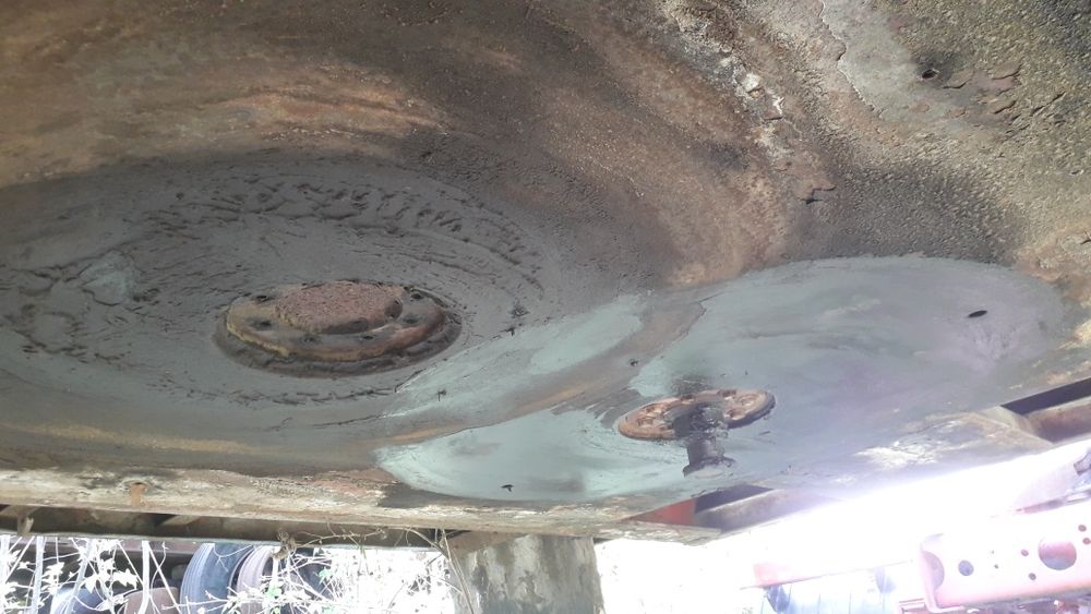 Напівпричіп трохвісний