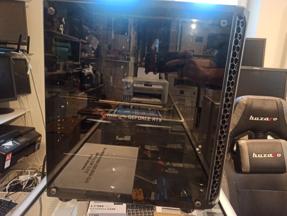 Komputer stacjonarny – Ryzen 5 3600XT ,16 GB RAM ,RTX 2080 ,Windows 11