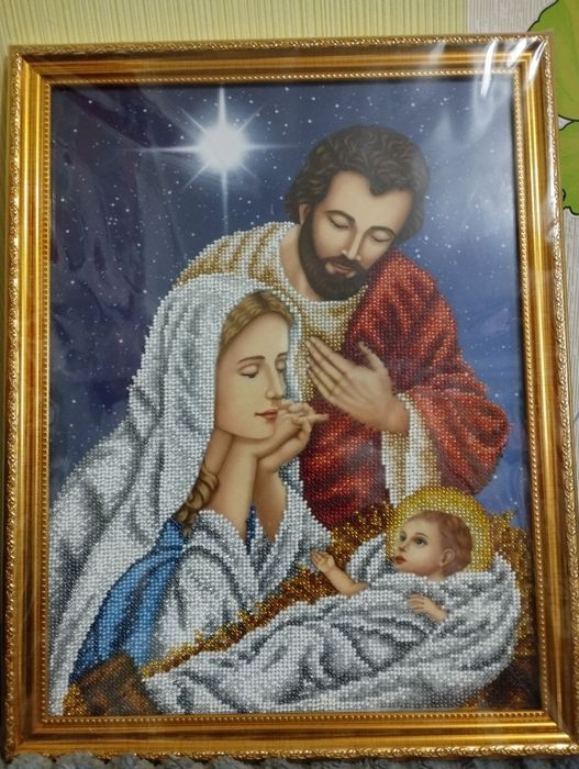 Продам вишите бісером