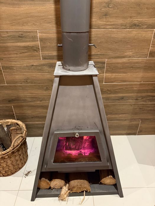 Wood burning stove