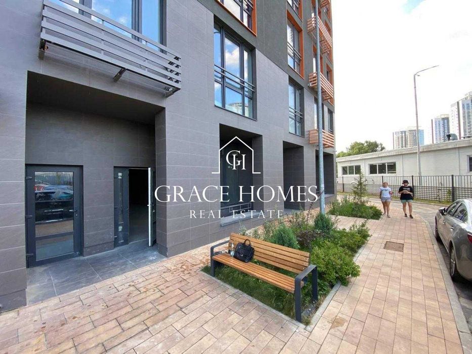 Продаю фасадне приміщення ЖК Севен Дніпровська Набережна 16г Славутич