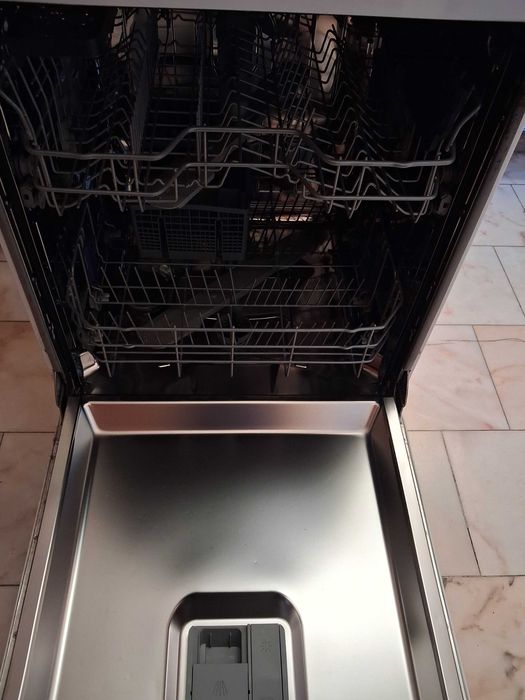 Máquina de lavar loiça Beko ProSmartinverter