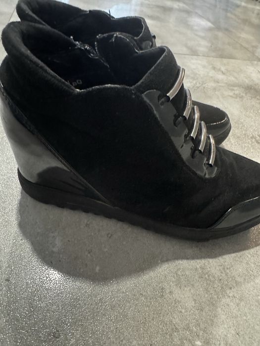 Botki na koturnie ocieplane rozmiar 37. Filippo