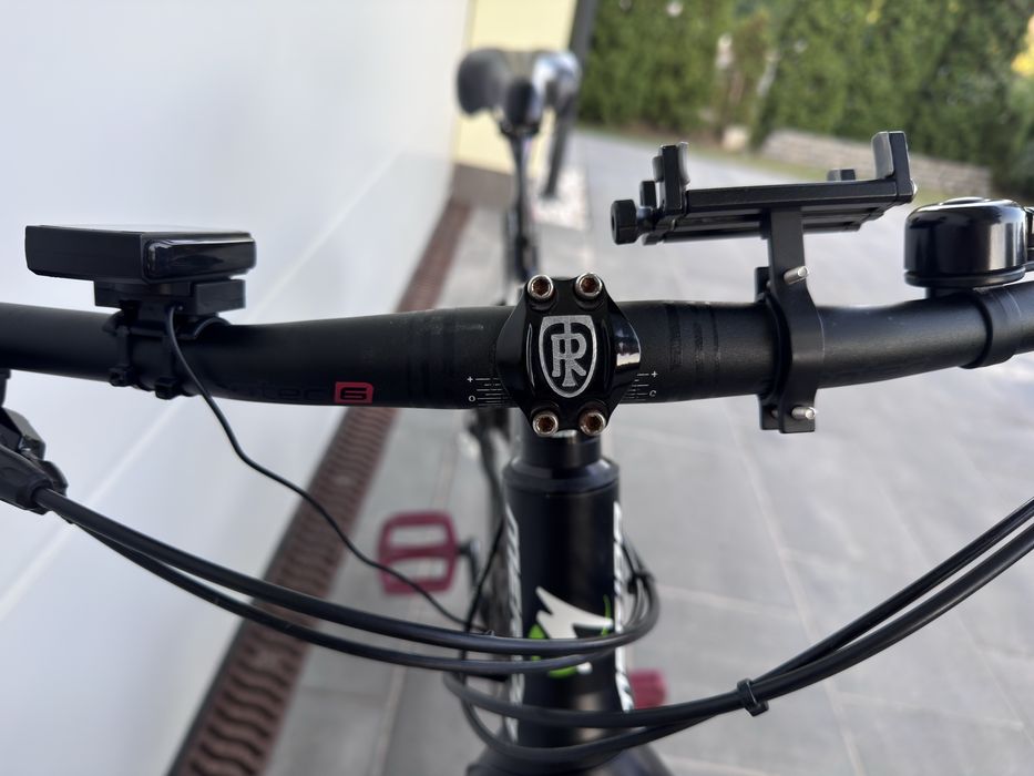 Rower mtb gravelowy z bardzo dobrym osprzetem