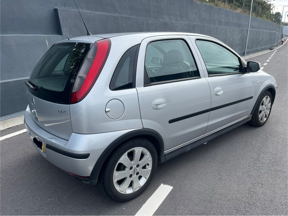 Opel corsa 1.3cdti SO 144000km