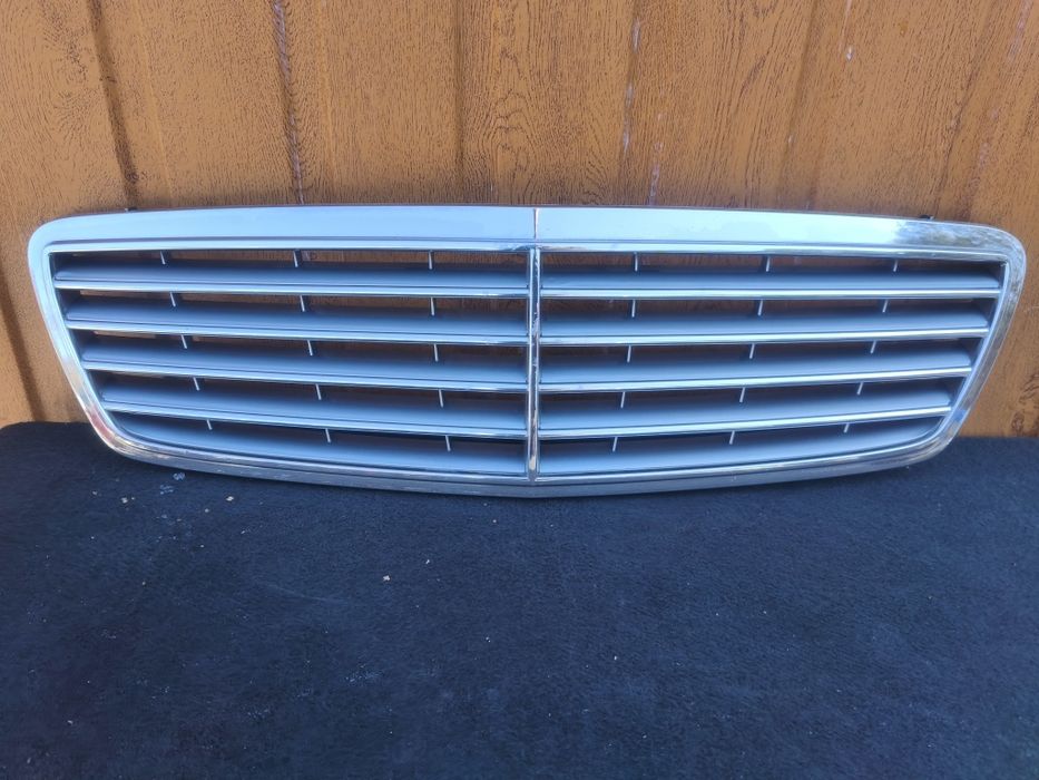 MERCEDES C Klasa W203 Grill Atrapa Chłodnicy Orginał F-vat