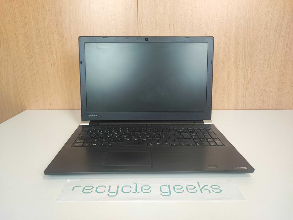 Toshiba SATELLITE PRO A50-C-205 Core i5-6200U 12GB RAM DDR3 240GB SSD