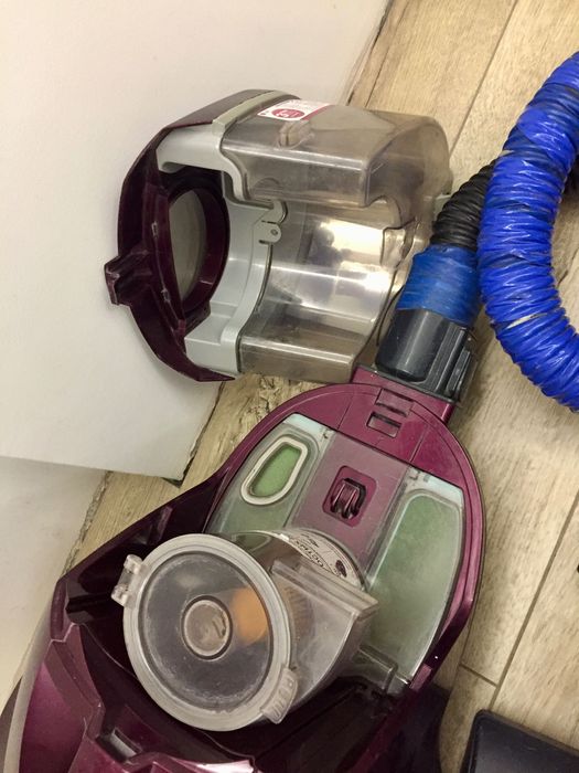 Пилосос LG  VK75204H  без труби