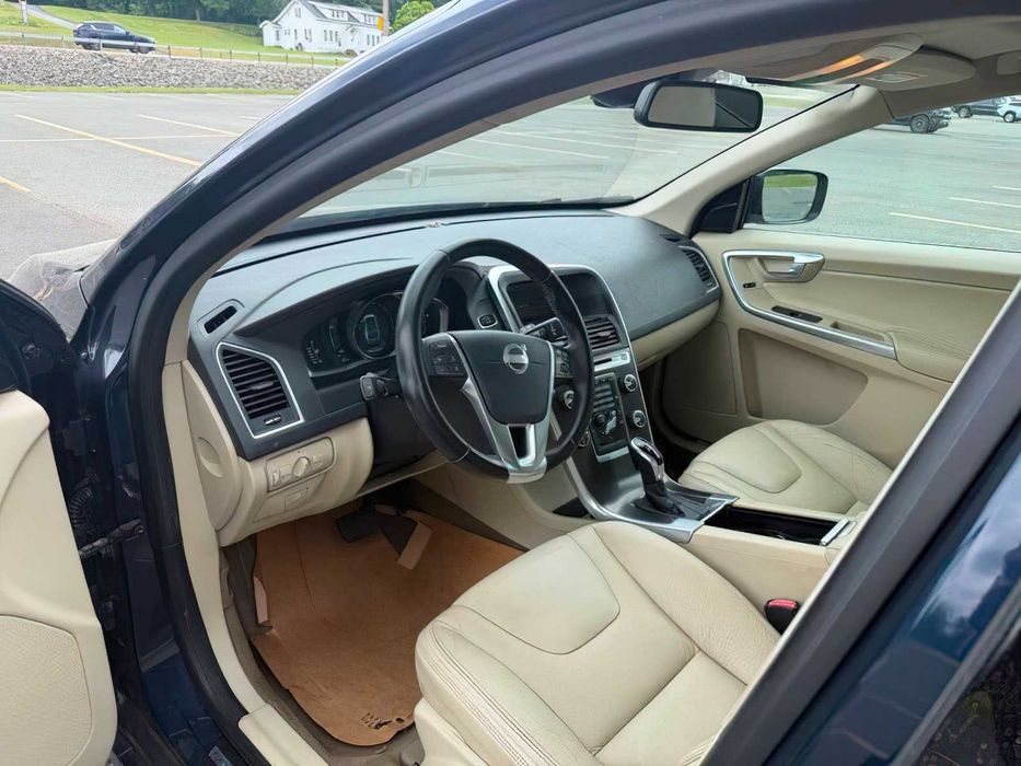 Volvo XC60 T6 Premier Plus      2014