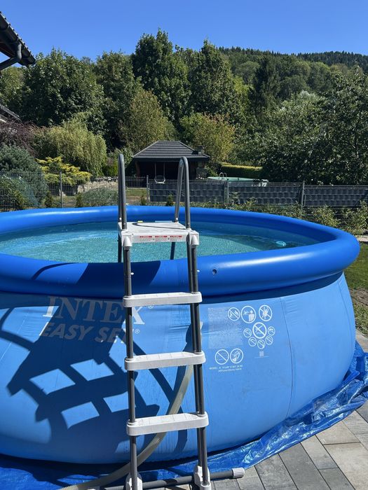 Basen Intex 457 × 122 cm + pompa + drabinka + pokrywa solarna