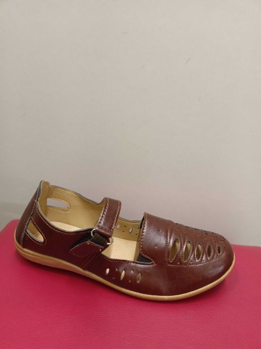 Nowe sandały damskie