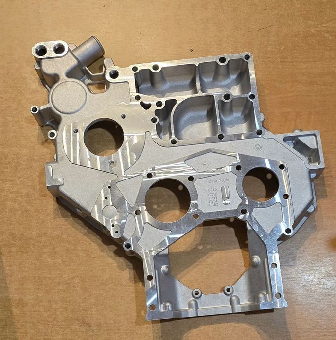 3716c21c/5 obudowa/pokrywa rozrządu perkins, manitou, jcb