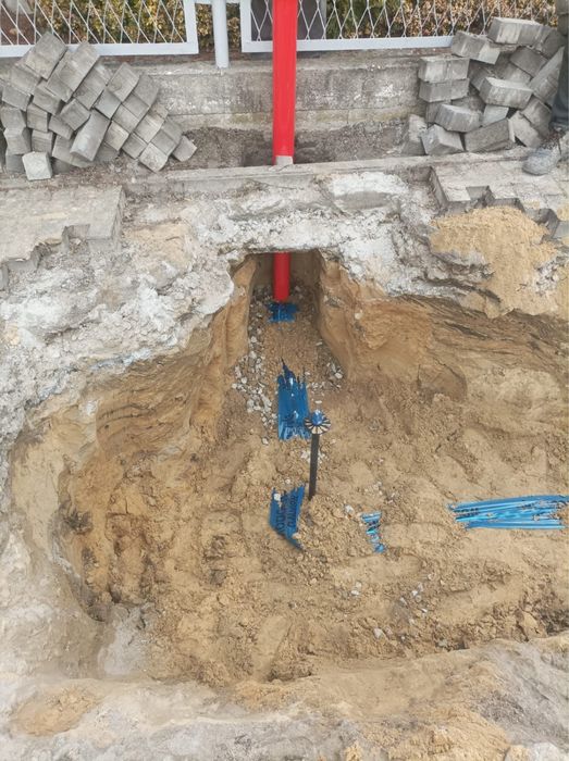 Przyłącza sieci wodociągowe kanalizacyjne kierownictwo budowy