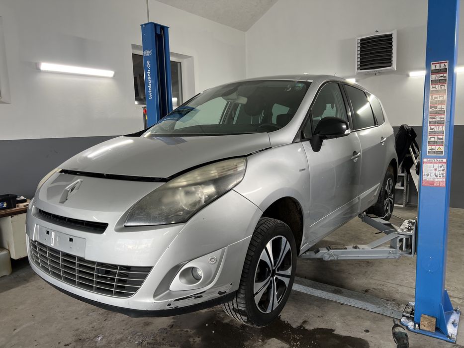 Розбірка шрот Renault Scenic 3 Megane 3