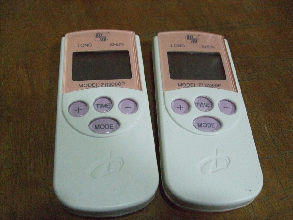 Продам 2 пульта для електромасажного пристрою Long Shun ZD 2000 P