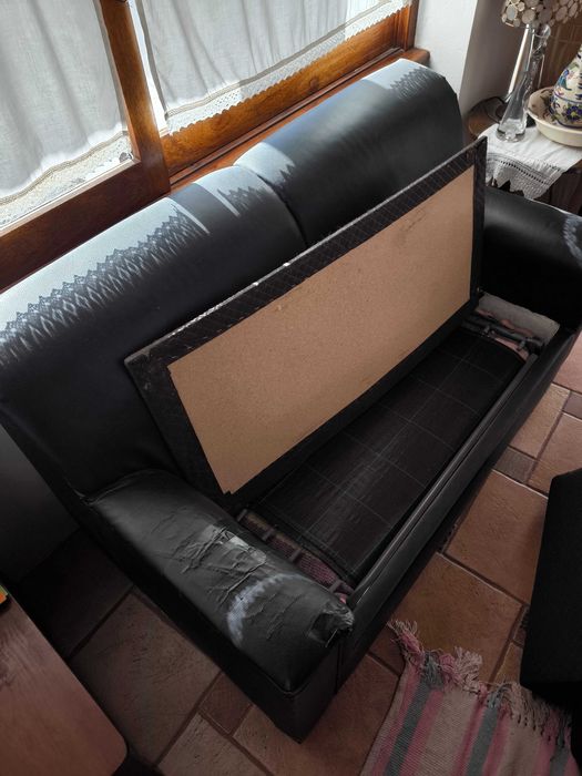 Sofá cama em bom estado