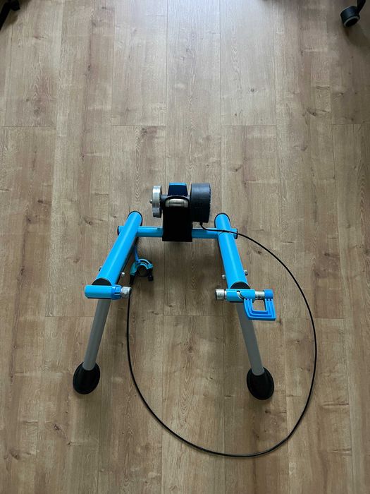 Rolo de treino Tacx Blue Matic Basic + sensores Garmin