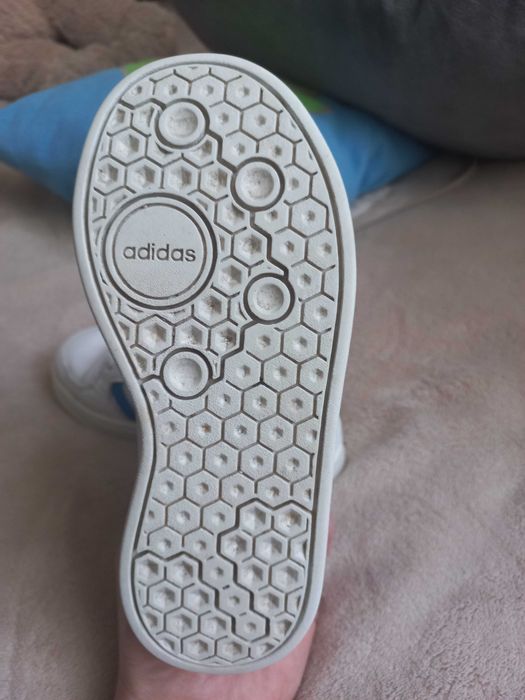 Кросівки Adidas оригінал р. 28