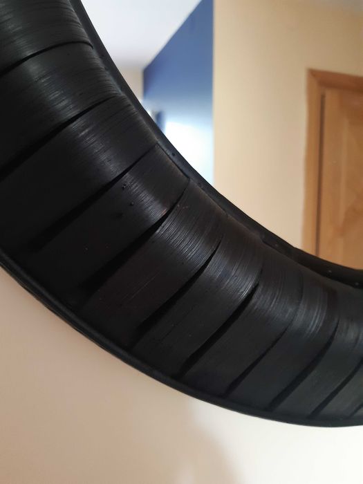 lustro okrągłe czarne