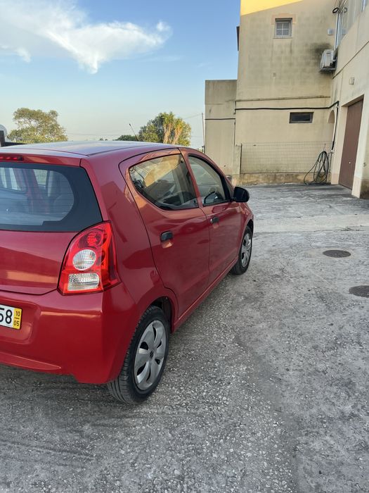 Suzuki alto  ano 2010