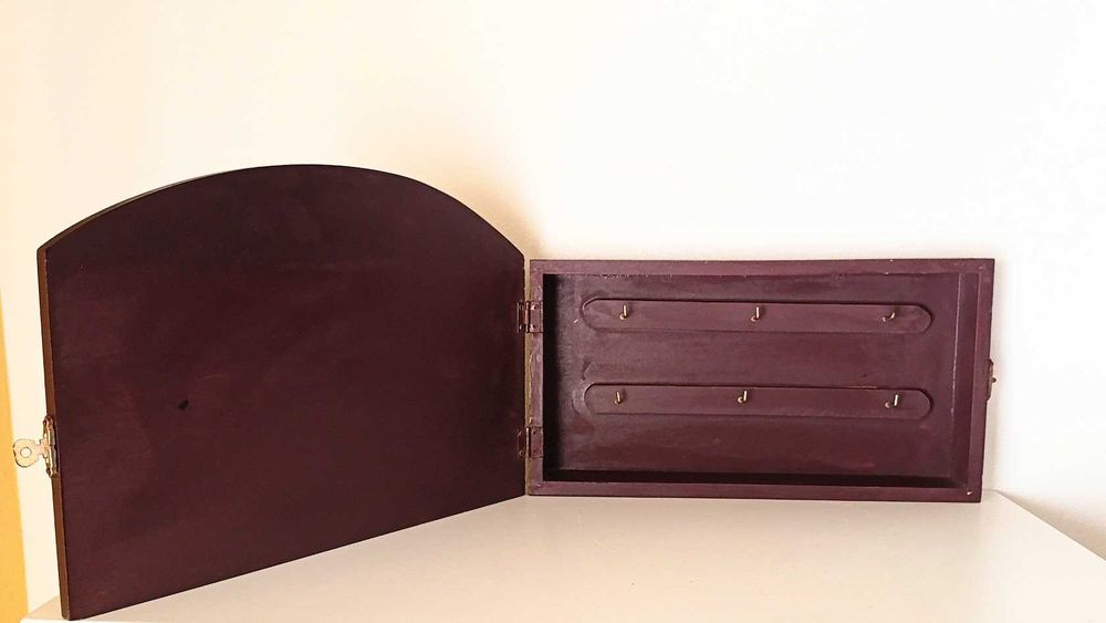 Chaveiro Harley Davidson em relevo pintado à mão