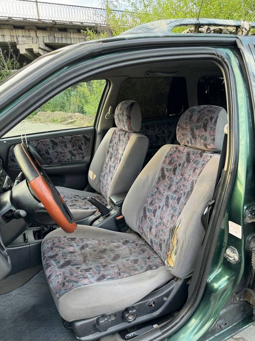Nissan Primera 1998