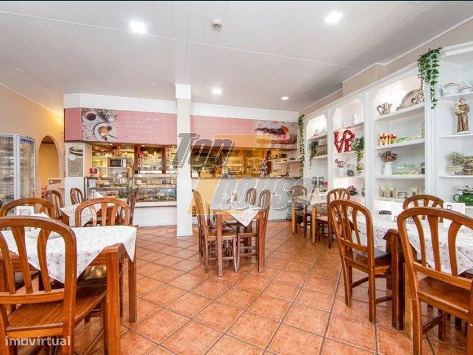 Trespasse de salão de chá em funcionamento - Costa de Caparica