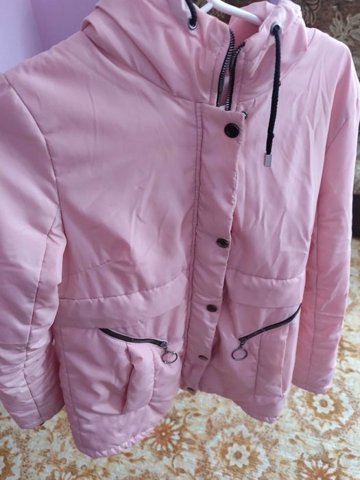 Віддам речі (безкоштовно) р.42-44