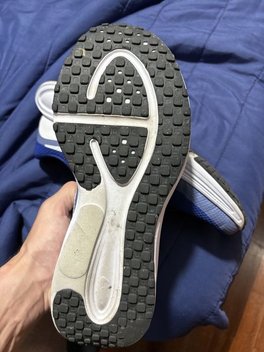 Nike revolution 8482694888885463043