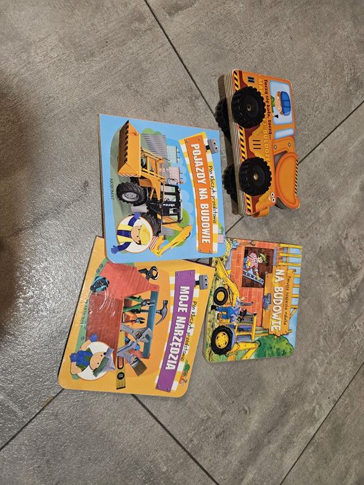 Książeczki 4 szt  budowniczy