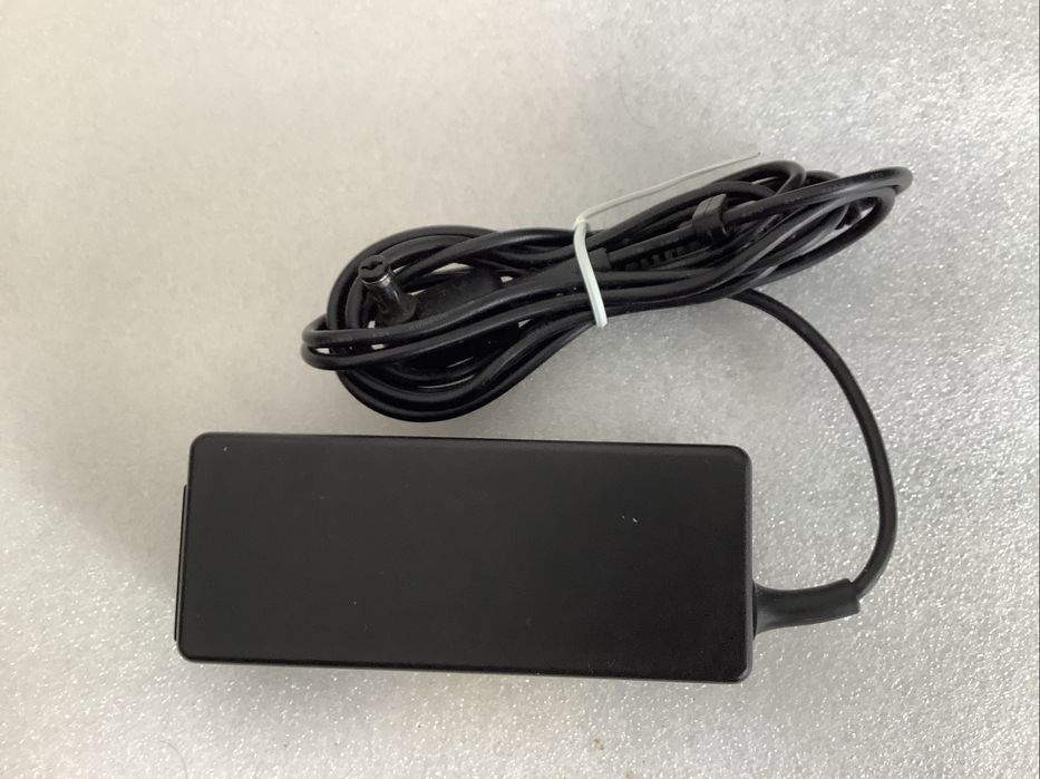 Carregador modelo ADP-45FE F para computador portatil