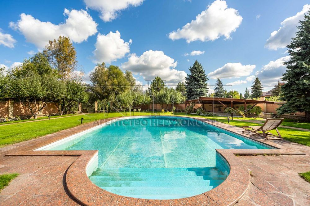 Продаж будинку, Золоче, 490м2, 25с, басейн, вихід на воду