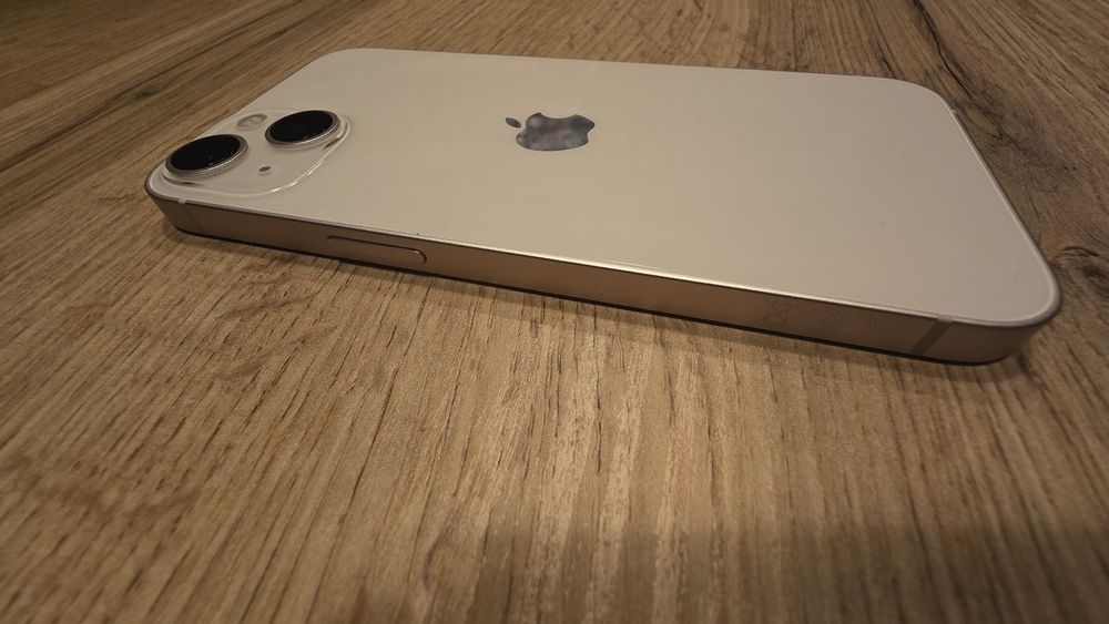 iPhone 13 4/128gb