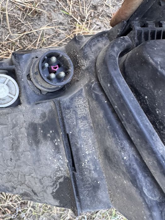 Lampy przod audi a4b5