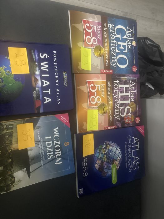Atlasy nieuzywane i ksiazka z hisotrii do klasy 8