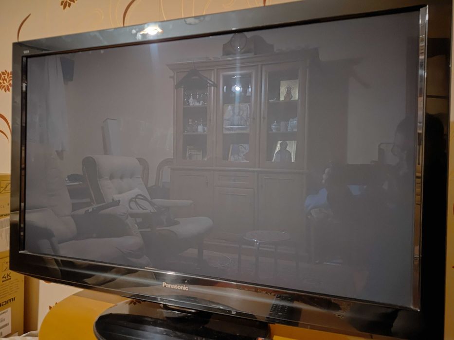 Sprzedam używany TV Panasonic Plazma 43 cale w bardzo dobrym stanie.