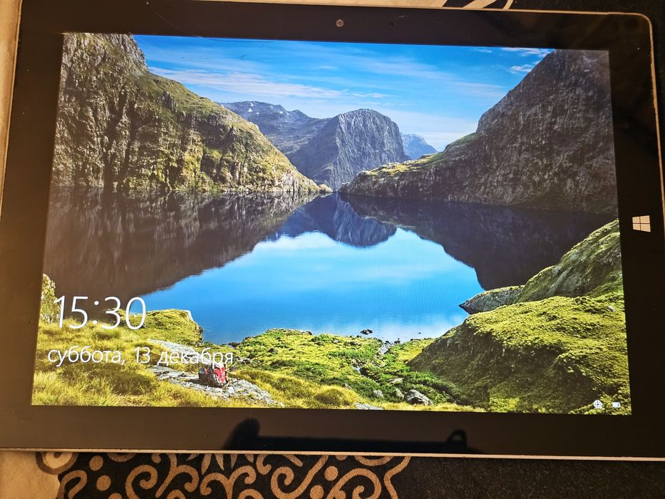 Планшет Microsoft surface 3