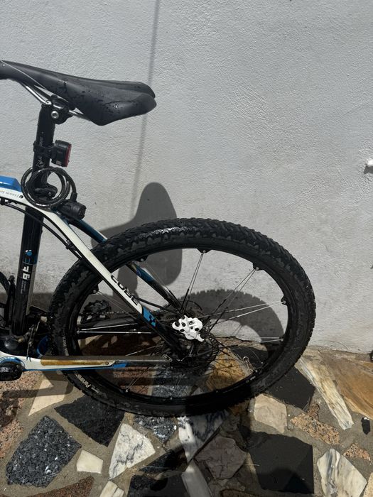 Bicicleta Montanha Cube Aro26
