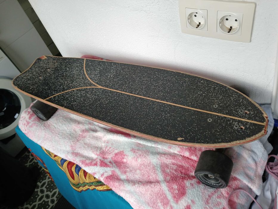 Skate longboard - bom estado