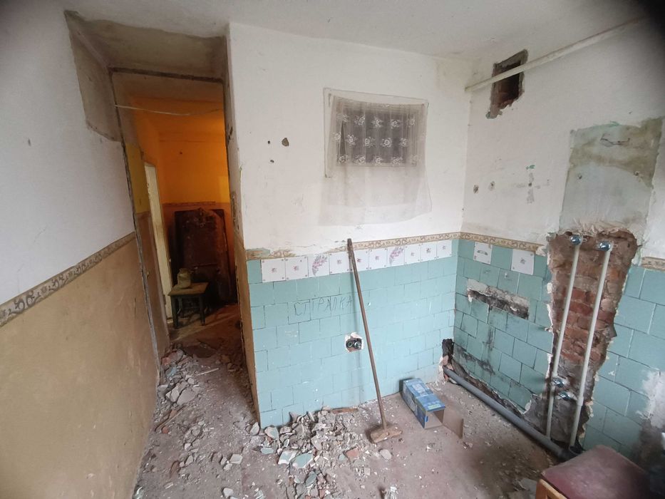 ОДНОКІМНАТНА квартира 31.5 кв.м. на 1 поверсі на стадії ремонту