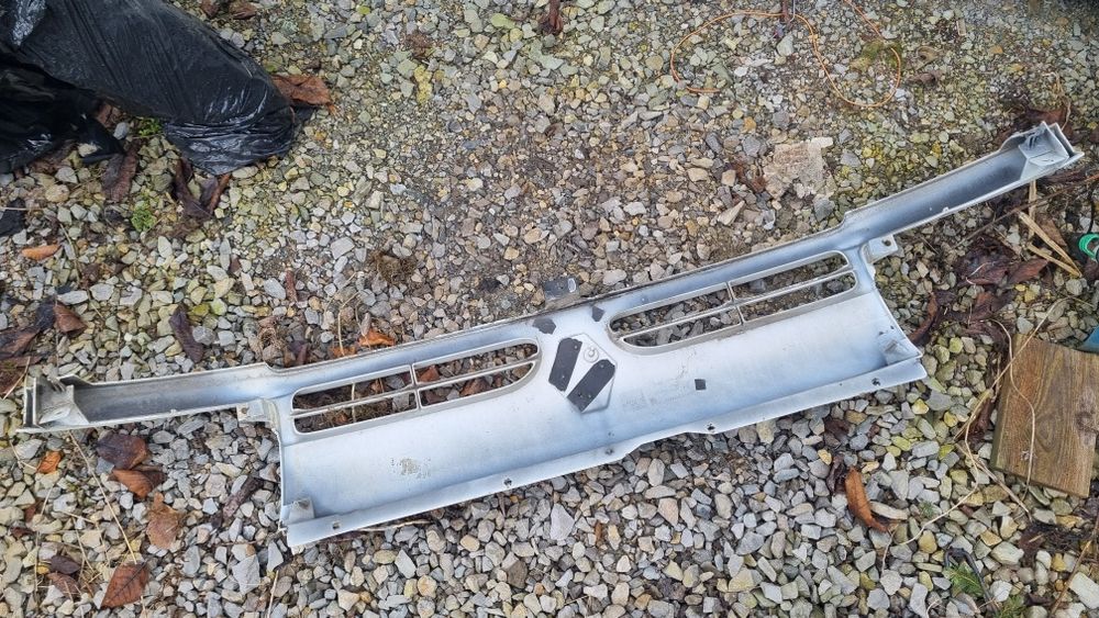 Grill Renault Master 98 atrapa