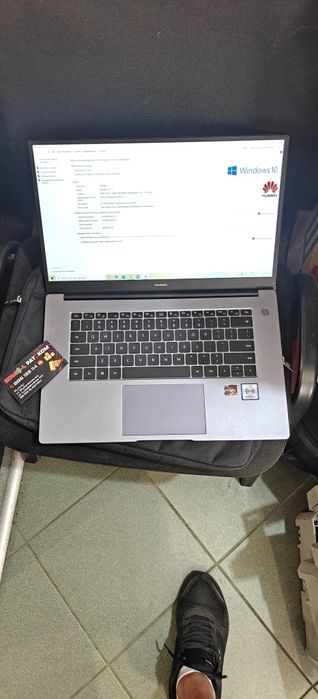 Huawei Matebook D15..Ryzer 5 8/256ssd w10... PAT-KOM