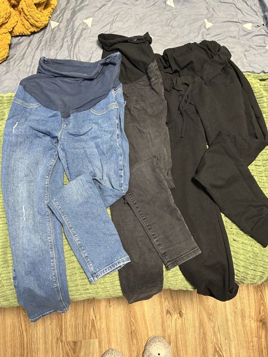 джинси та спортивні штани для вагітних